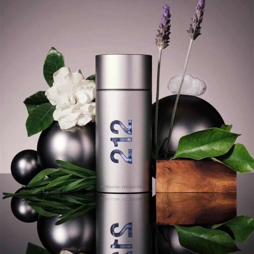 Carolina Herrera 212 Men NYC EDT 100 ml Erkek Parfümü
