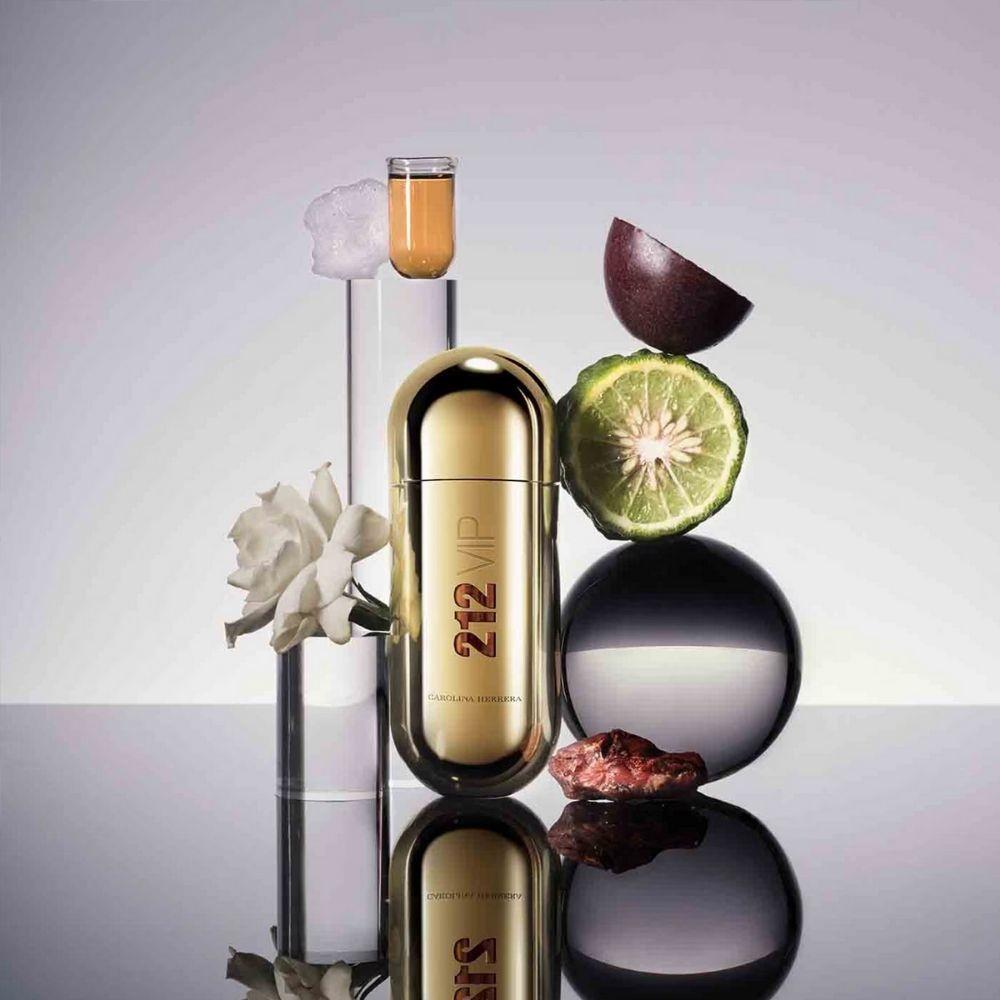 Carolina Herrera 212 Vip EDP 80 ml Kadın Parfümü