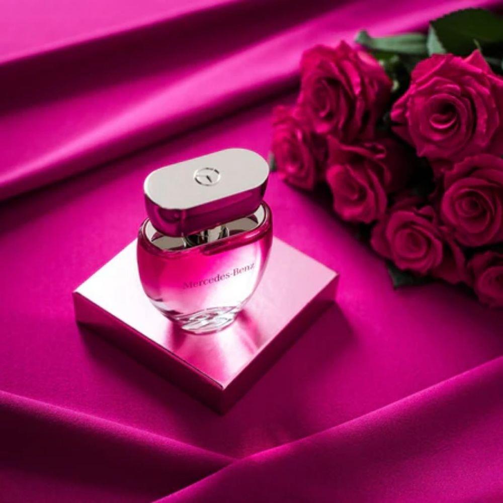 Mercedes-Benz Rose EDT 90 ml Kadın Parfümü