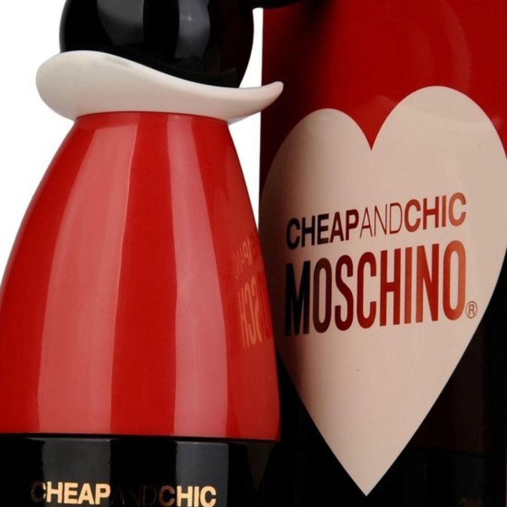 Moschino Cheap And Chic EDT 100 ml Kadın Parfümü