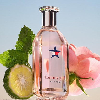 Tommy Hilfiger Tommy Girl New York EDT 50 ml Kadın Parfümü